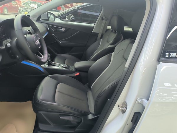 Audi Q2L e-tron 2019, 50000 км, за 10954 USD - фото 18