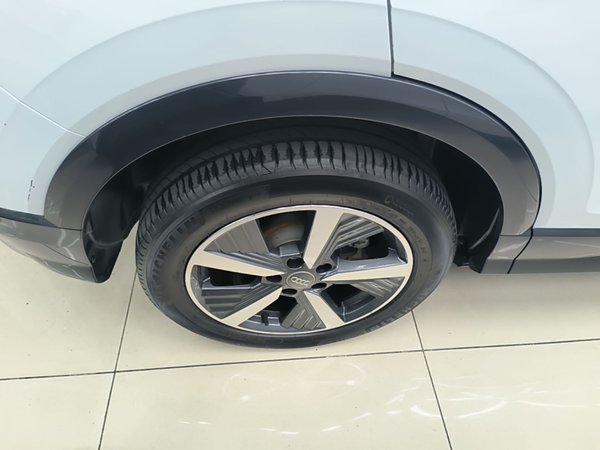 Audi Q2L e-tron 2019, 50000 км, за 10954 USD - фото 10