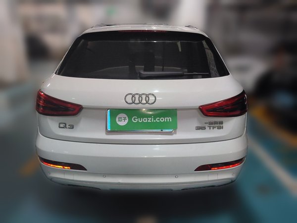 Audi Q3 2013, 172500 км, за 7857 USD