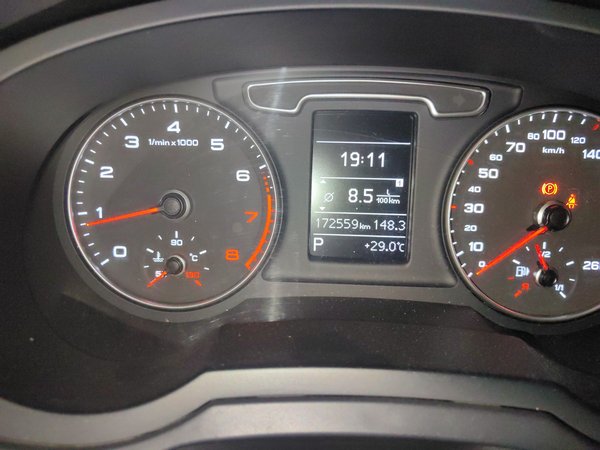 Audi Q3 2013, 172500 км, за 7857 USD - фото 11
