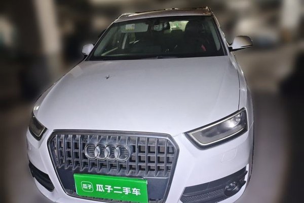 Audi Q3 2013, 93000 км, за 7840 USD