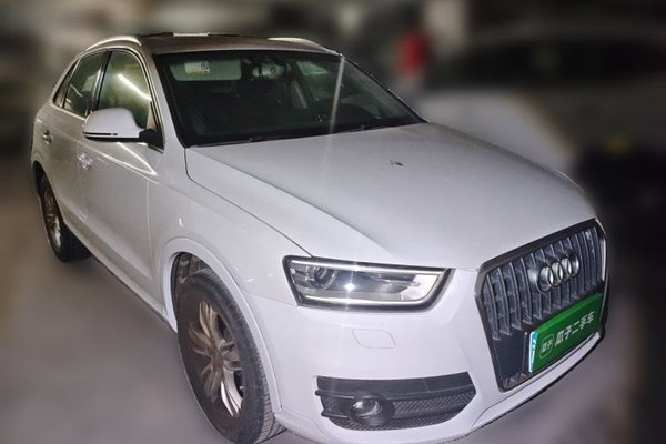 Audi Q3 2013, 93000 км, за 7840 USD