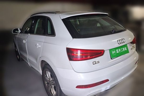 Audi Q3 2013, 93000 км, за 7840 USD