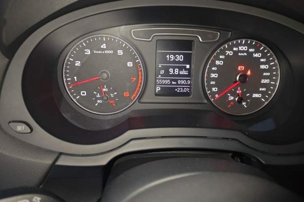 Audi Q3 2015, 55900 км, за 7878 USD - фото 12