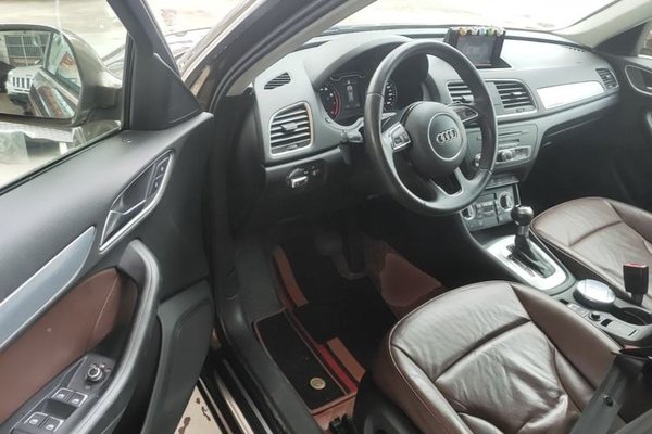 Audi Q3 2015, 101400 км, за 7319 USD - фото 18
