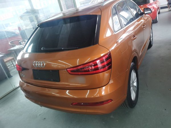 Audi Q3 2015, 123200 км, за 7608 USD