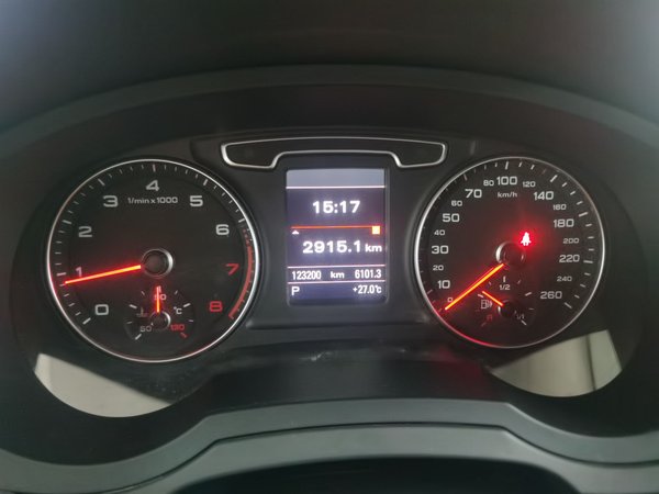 Audi Q3 2015, 123200 км, за 7608 USD - фото 11