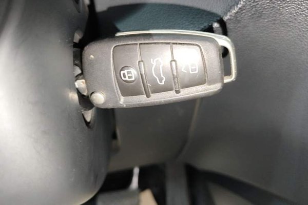 Audi Q3 2015, 95900 км, за 9644 USD - фото 23