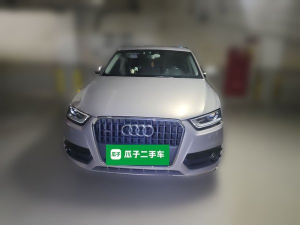 Audi Q3 2015, 132900 км, за 6474 USD