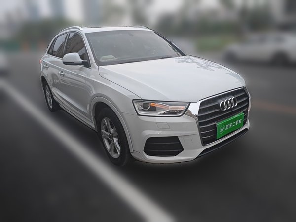 Audi Q3 2016, 108300 км, за 7549 USD