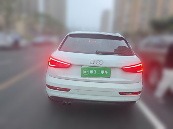 Audi Q3 2016, 108300 км, за 7549 USD