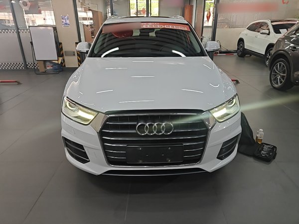Audi Q3 2016, 118400 км, за 9343 USD