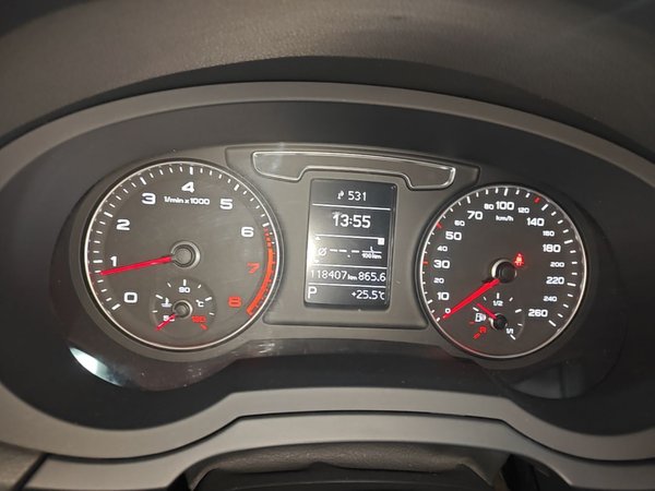 Audi Q3 2016, 118400 км, за 9343 USD - фото 15