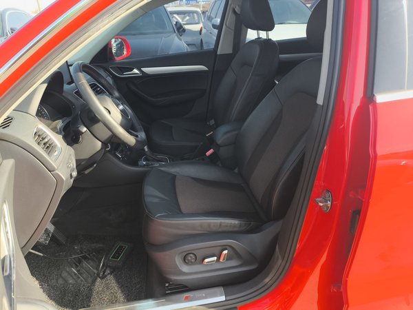 Audi Q3 2016, 101100 км, за 9862 USD - фото 16