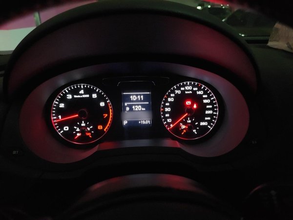 Audi Q3 2016, 85100 км, за 11281 USD - фото 9