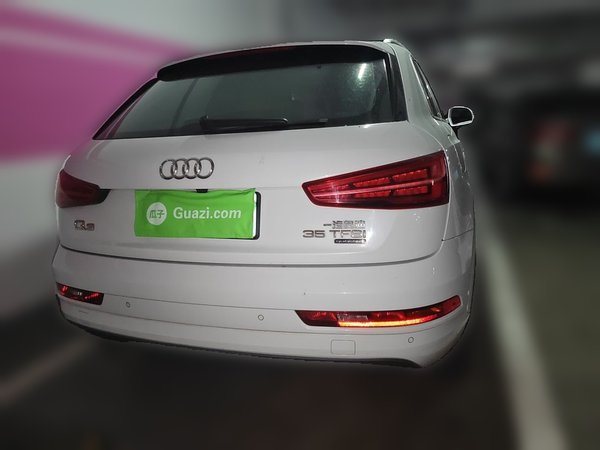 Audi Q3 2016, 85100 км, за 11281 USD