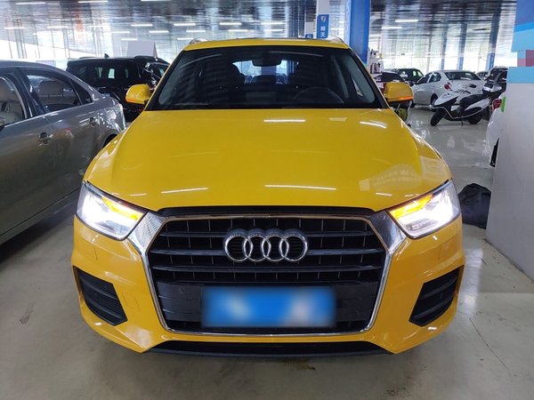 Audi Q3 2016 35 TFSI Fashion Model, 2016 года