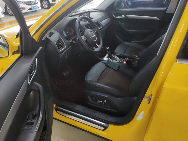 Audi Q3 2016, 134300 км, за 9663 USD - фото 19