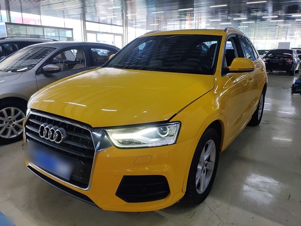 Audi Q3 2016 35 TFSI Fashion Model