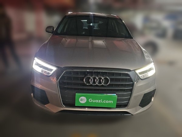 Audi Q3 2017, 53900 км, за 9007 USD