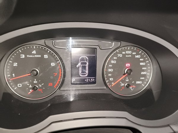 Audi Q3 2017, 68500 км, за 9999999 USD - фото 11