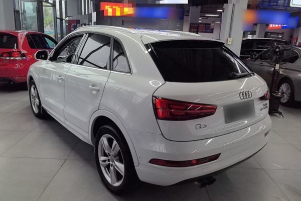 Audi Q3 2017, 85100 км, за 10767 USD