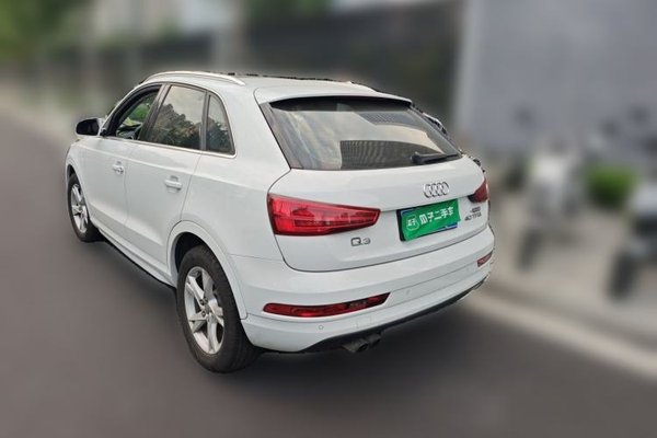 Audi Q3 2017, 99000 км, за 8649 USD