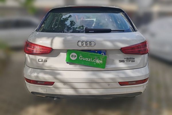 Audi Q3 2017, 101199 км, за 10405 USD