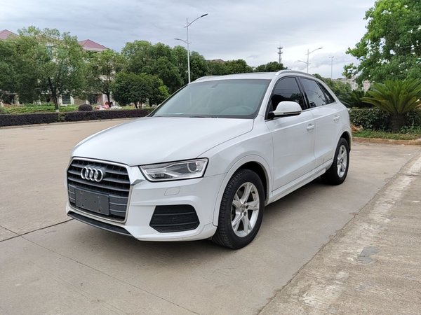 Audi Q3 · 2017 год