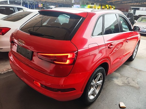 Audi Q3 2018, 126900 км, за 11244 USD