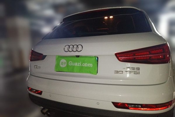 Audi Q3 2018, 56900 км, за 10981 USD