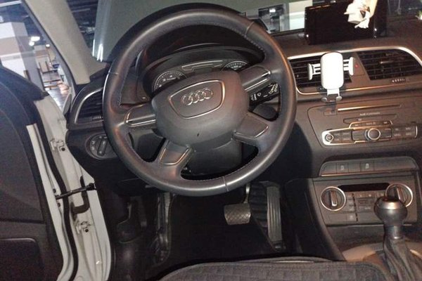 Audi Q3 2018, 56900 км, за 10981 USD - фото 11