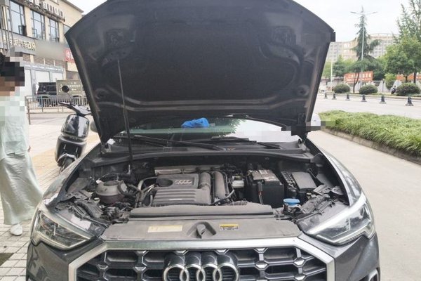 Audi Q3 2019, 80399 км, за 13737 USD - фото 21