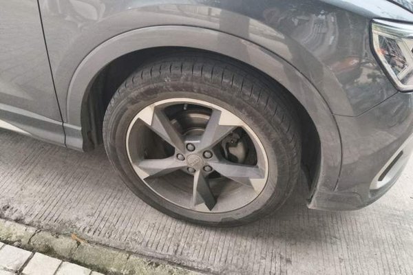 Audi Q3 2019, 80399 км, за 13737 USD - фото 9
