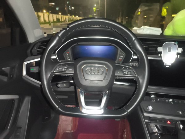 Audi Q3 2019, 104100 км, за 11319 USD - фото 11