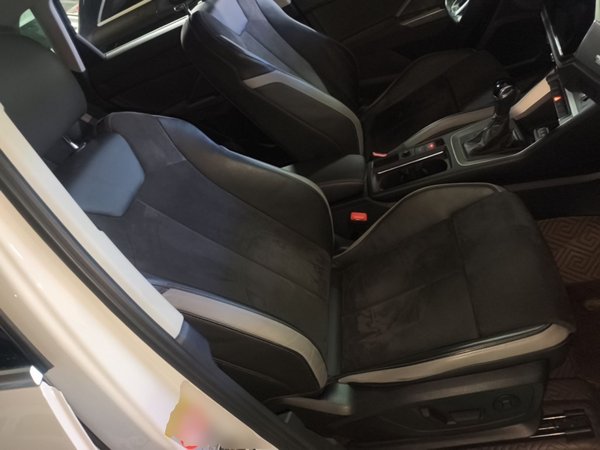 Audi Q3 2019, 70900 км, за 16065 USD - фото 23