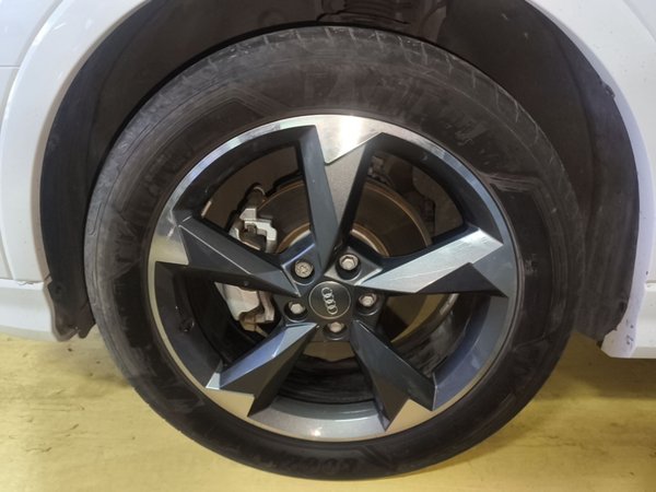 Audi Q3 2019, 70900 км, за 16065 USD - фото 8