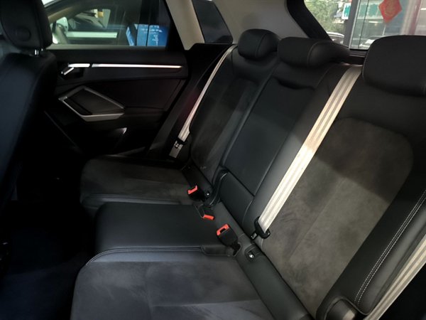 Audi Q3 2020, 36000 км, за 19390 USD - фото 20