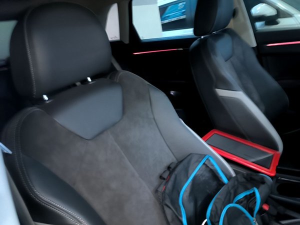 Audi Q3 2020, 36000 км, за 19390 USD - фото 23