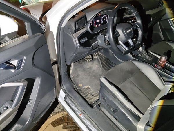 Audi Q3 2020, 104300 км, за 15929 USD - фото 17