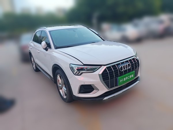 Audi Q3 2020, 134700 км, за 13770 USD