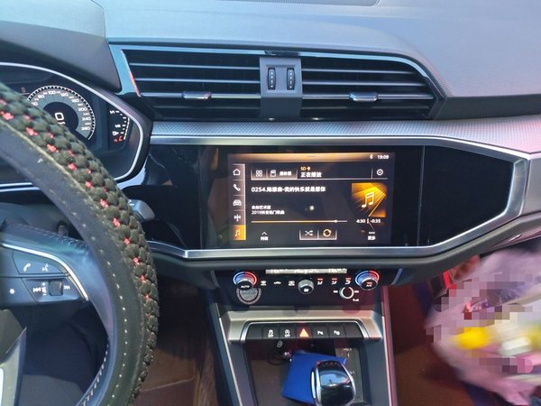 Audi Q3 2020, 134700 км, за 13770 USD - фото 14
