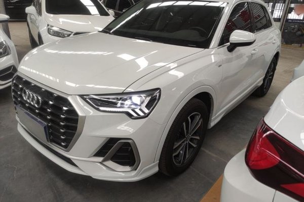 Audi Q3 · 2020 год