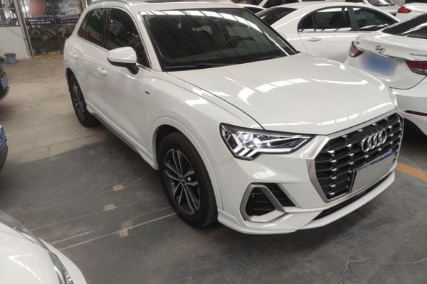 Audi Q3 2020, 56200 км, за 15368 USD