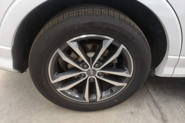 Audi Q3 2020, 56200 км, за 15368 USD - фото 11