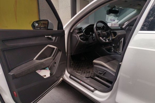 Audi Q3 2020, 72200 км, за 14000 USD - фото 16