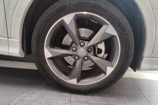 Audi Q3 2020, 72200 км, за 14000 USD - фото 10