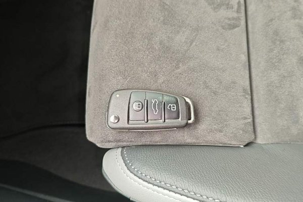 Audi Q3 2020, 83699 км, за 17097 USD - фото 26