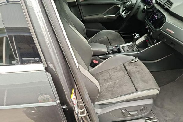 Audi Q3 2020, 83699 км, за 17097 USD - фото 22
