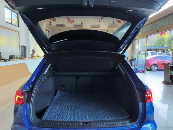 Audi Q3 2021, 66000 км, за 18761 USD - фото 22